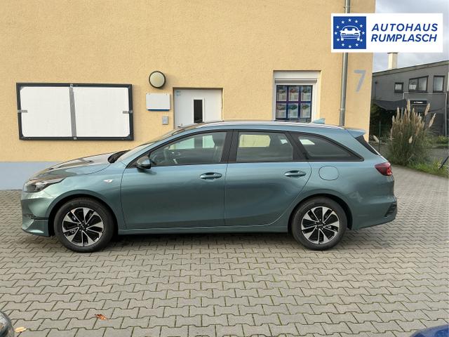 Kia / Ceed / Grau / Spin / Yucca Steel Grey / , Beispielbilder, ggf. teilweise mit Sonderausstattung