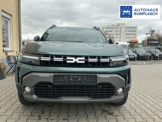 Dacia / Duster / Gr&uuml;n / Journey / Green Cedre / , Beispielbilder, ggf. teilweise mit Sonderausstattung