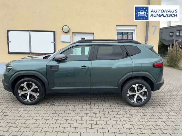 Dacia / Duster / Gr&uuml;n / Journey / Green Cedre / , Beispielbilder, ggf. teilweise mit Sonderausstattung
