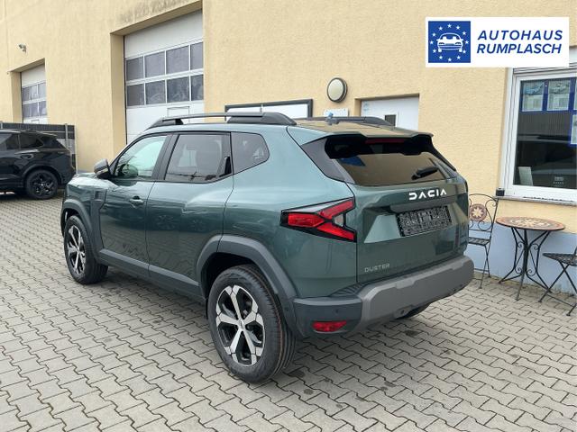 Dacia / Duster / Gr&uuml;n / Journey / Green Cedre / , Beispielbilder, ggf. teilweise mit Sonderausstattung