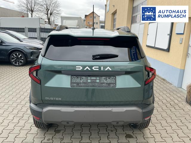 Dacia / Duster / Gr&uuml;n / Journey / Green Cedre / , Beispielbilder, ggf. teilweise mit Sonderausstattung