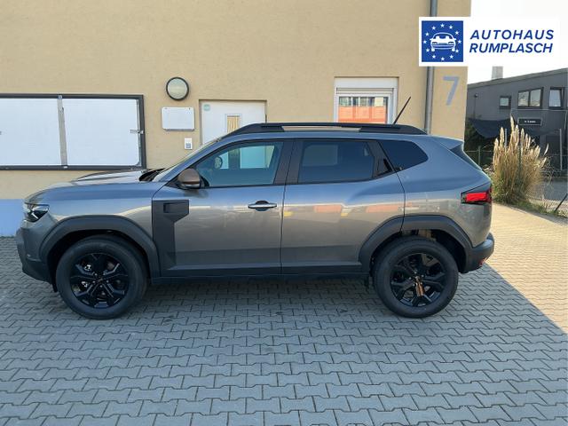 Dacia / Duster / Grau / Extreme / Grey Schiste Metalic / , Beispielbilder, ggf. teilweise mit Sonderausstattung