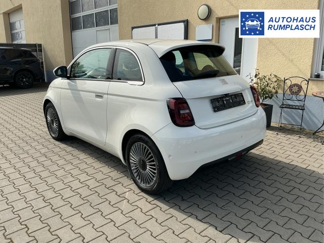 Fiat / 500e / Wei&szlig; / La Prima / Arktis Wei&szlig; / , Beispielbilder, ggf. teilweise mit Sonderausstattung