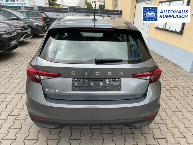 Skoda / Fabia / Grau / Classic / Grey Graphite / , Beispielbilder, ggf. teilweise mit Sonderausstattung