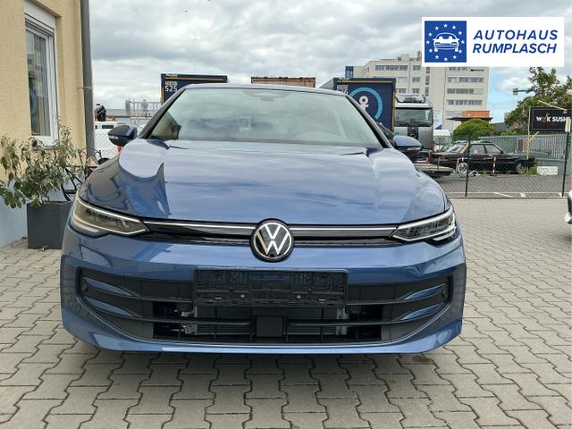Volkswagen / Golf / Blau / Limited / Anemonenblau Metalic / , Beispielbilder, ggf. teilweise mit Sonderausstattung