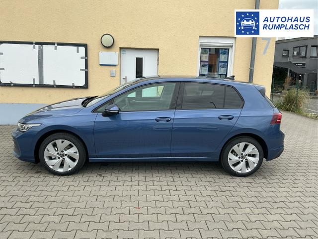 Volkswagen / Golf / Blau / Limited / Anemonenblau Metalic / , Beispielbilder, ggf. teilweise mit Sonderausstattung