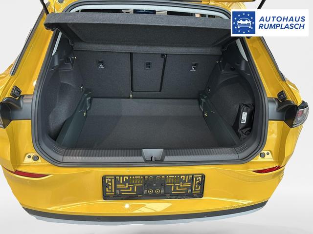 Beispielbilder, ggf. teilweise mit Sonderausstattung