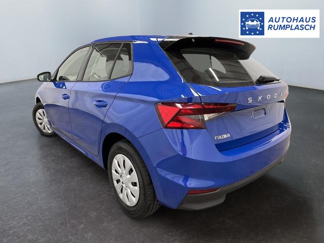 Beispielbilder, ggf. teilweise mit Sonderausstattung