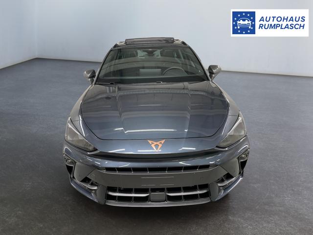 Beispielbilder, ggf. teilweise mit Sonderausstattung