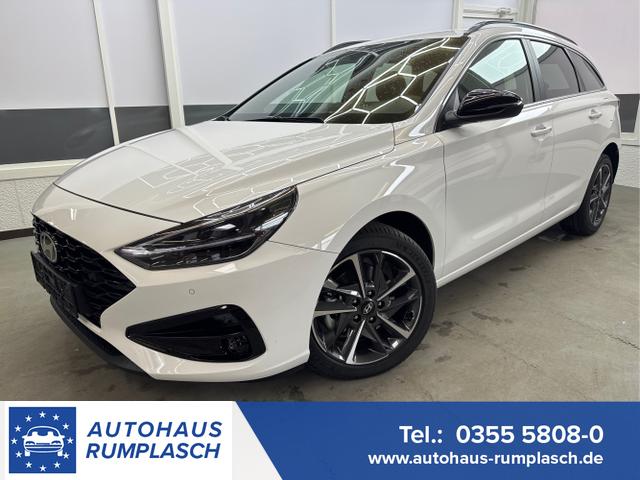 Hyundai i30 Kombi - PREMIUM SHZ NAVI KLIMAAUTOMATIK ALU SmartKey