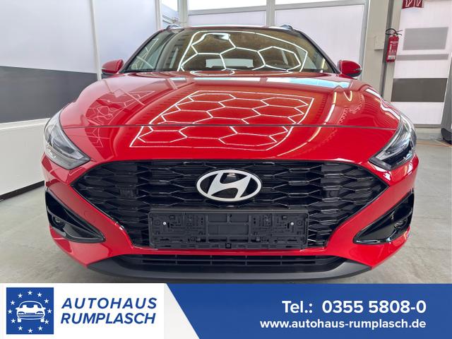 Hyundai i30 Kombi - STYLE NAVI RFK LED PDC v+h