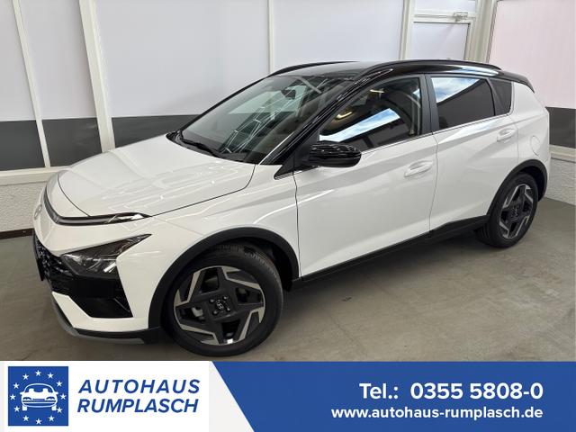 Hyundai BAYON - PREMIUM FL DCT ACC SmartSense PLUS NAVI SHZ RFK PDC KLIMAAUTOMATIK
