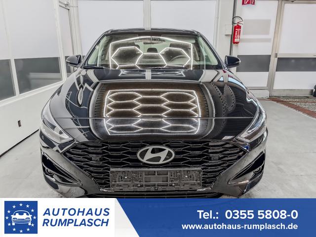 Hyundai i30 - STYLE EDITION SHZ NAVI ALU LED RFK PDC