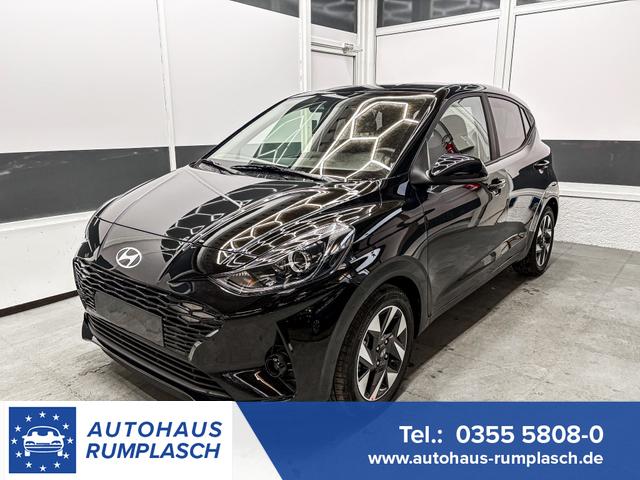 Hyundai i10 - PREMIUM AUT SHZ KLIMAAUTOMATIK AMBIENTE ALU RFK PDC NAVI