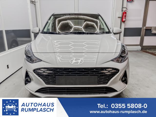 Hyundai i10 - PREMIUM AUT SHZ KLIMAAUTOMATIK AMBIENTE ALU RFK PDC NAVI