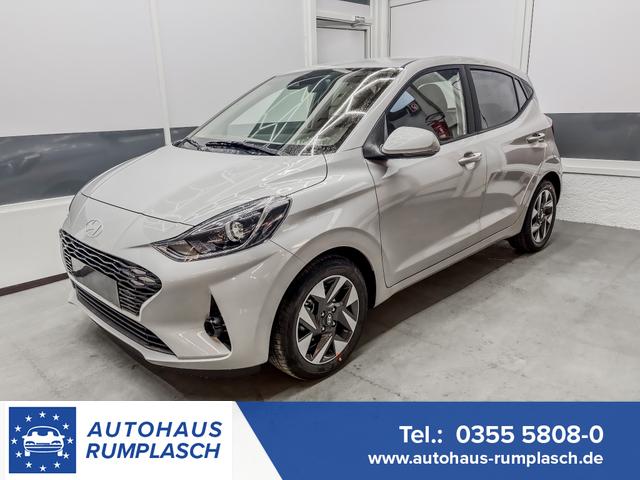 Hyundai i10 - PREMIUM AUT SHZ KLIMAAUTOMATIK AMBIENTE ALU RFK PDC NAVI