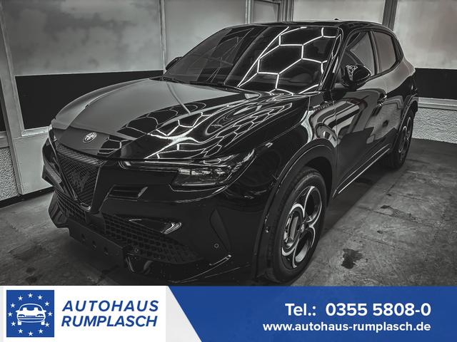Alfa Romeo Junior - SPORT SPECIALE DCT ACC MATRIX NAVI KEYLESS