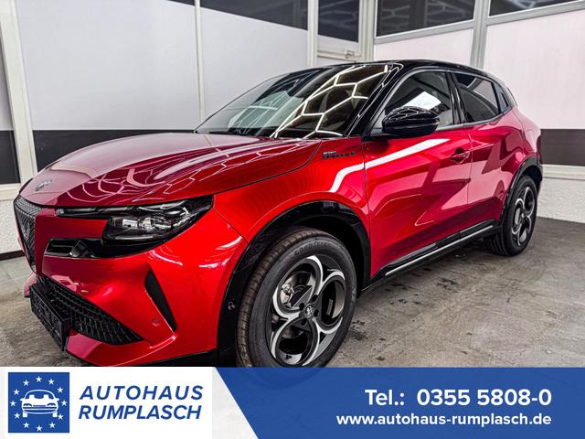 Alfa Romeo Junior - SPORT SPECIALE DCT ACC MATRIX NAVI KEYLESS