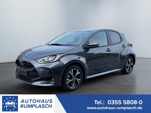 Toyota Yaris - 1,5 CVT Hybrid Style ACC PDC Kam Spurh