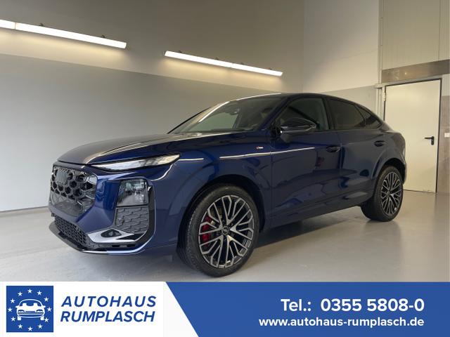 Audi Q3 - Sportback NEU TFSI 265 PS quattro S line Pano+TechPro+Matrix+AHK+HUD+Alu20+KlimaPlus+DCC+SONOS