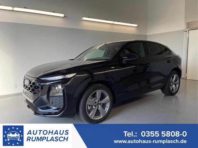 Audi Q3 - Sportback NEU TFSI quattro S line Tech+AHK+Alu19+LEDplus+KlimaPlus+ExtSchwarz