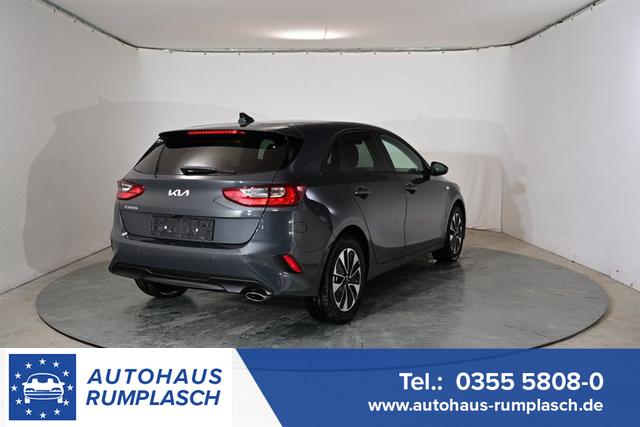 Kia Ceed - Silver 1.5 T-GDI 6-Gang