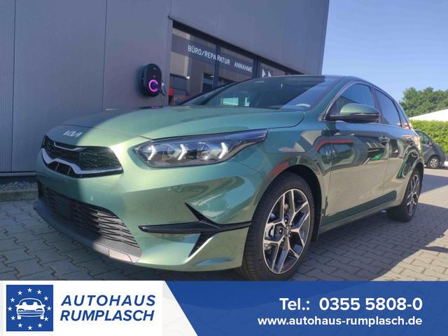 Kia Ceed - Platinum AT*LED*Navi*Shzg*PDCv+h*Cam*SD*17"