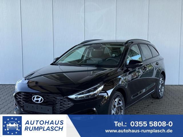 Hyundai i30 - WG FL 1,5 T-GDI FAMILY 6MT 140 PS / Navi Sitz & Lenkr.Heiz PDC V.&H. m. Kamera Alu16 LED Kurvenlicht