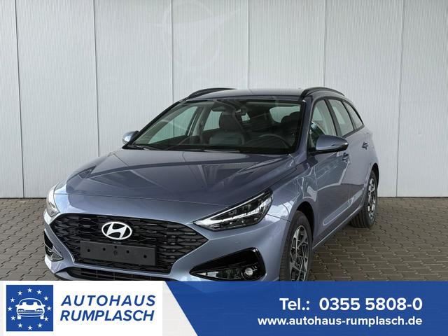 Hyundai i30 Kombi - Smart 1.5 GDI 6MT / Navi PDC V.&H. m. Kamera LED ALU16 Dachreling Tempom.