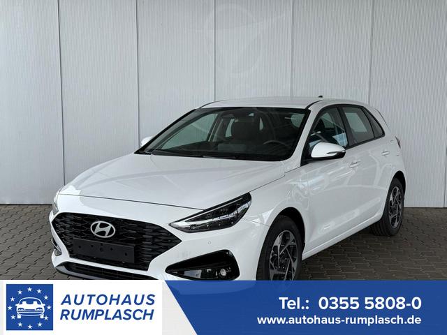 Hyundai i30 - GO 1.5 DPI / Sitz + Lenkradh./ LED Navi Tempomat Alu16 PDC V.&H.m.Kamera