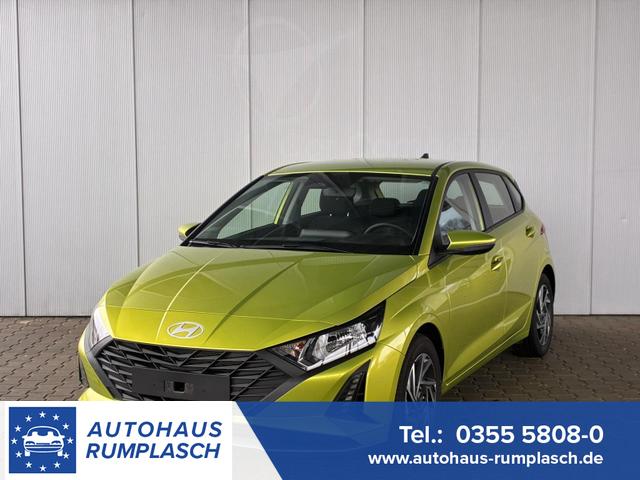Hyundai i20 - Comfort+ 1.2 GDI 79 PS 5MT Winterpaket / PDC m.Kamera Navi ALU 16 Temp.