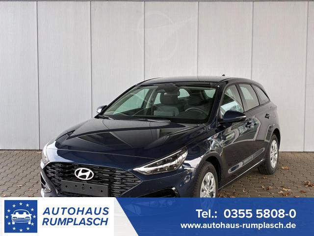 Hyundai i30 Kombi - Comfort 1.0 GDI 100PS 6MT Navi / PDC V&H. m. Kamera LED Nebel