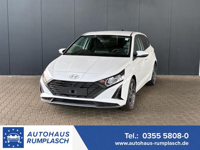 Hyundai i20 - Pure 1.2 MPI / Navi PDC Hinten + Kamera Abgedunkelte Scheiben Tempomat Alu 16"