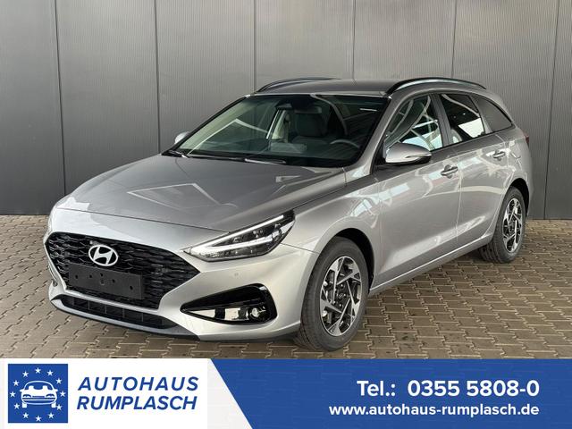 Hyundai i30 Kombi - Comfort Line 1.6 T-GDI 2WD 7-DCT AT / Tempomat Kamera PDC vorne + hinten Sitz Lenkradheizung LED Alu 16''