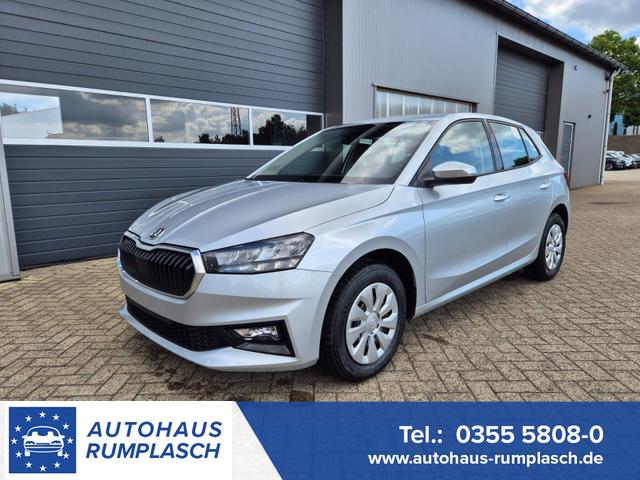 Skoda Fabia - 1.0 TSI 115PS DSG Selection 5-türig Rückf.Kamera Parksensoren Sitzheizung Multifunktionslenkrad Klima Skoda-Radio Bluetooth Touchscreen Tempomat Nebelsch. Apple CarPlay + Android Auto