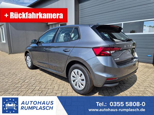 Skoda Fabia - 1.0 TSI 115PS DSG Selection 5-türig Rückf.Kamera Parksensoren Sitzheizung Multifunktionslenkrad Klima Skoda-Radio Bluetooth Touchscreen Tempomat Nebelsch. Apple CarPlay + Android Auto