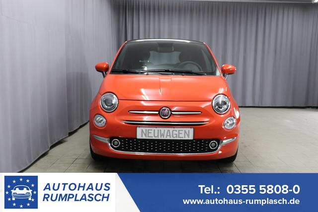 Fiat 500 - DOLCEVITA 1,0 Hybrid, Tech-Paket - Radio mit 7"-Bildschirm Navigationssystem, Multifunktionslenkrad, Lichtsensor- und Regensensor, Klimaautomatik, 15"-Leichtmetallfelgen, Getönte Seitenscheiben hinten, Parksensoren hinten uvm.