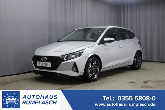 Hyundai i20 - Family 1.2 62kW, Klimaautomatik, Lederlenkrad, 8"-Infotainmentsystem, AppleCarPlay&Android Auto, Volldigitales Cockpit, Radio DAB, PDC hinten, Rückfahrkamera, Geschwindigkeitsbegrenzer, Verkehrszeichenerkennung, Notrad, 16"-Leichtmetallfelgen, uvm.