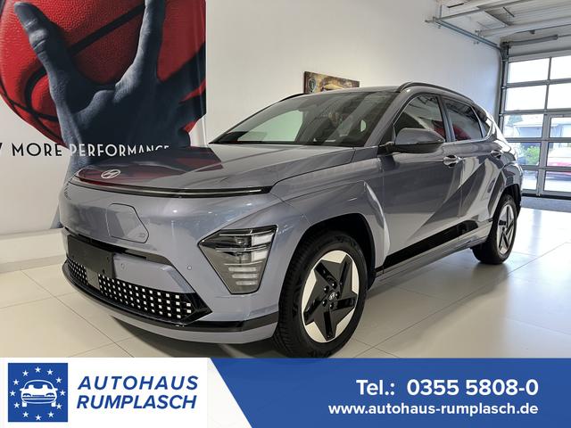 Hyundai KONA - GO 65,4 kWh 160 kW (218 PS) Sitzheizung, Lenkradheizung, Navigationssystem, Apple CarPlay, Android Auto, 2-Zonen-Klimaautomatik, Verkehrszeichenerkennung, ACC, Virtual Cockpit, LED-Scheinwerfer, 17" Leichtmetallfelgen, uvm.