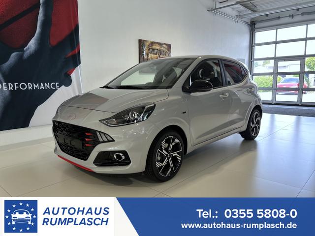 Hyundai i10 - N Line 1.0 T-GDI 66 kW (90 PS) Line-Interieur-Paket, Lenkradheizung, Sitzheizung, Klimaautomatik, Radio, DAB, Apple CarPlay, Android Auto, Navigationssystem, Rückfahrkamera, Verkehrszeichenerkennung, Tempomat, 16 Zoll Leichtmetallfelgen, uvm.