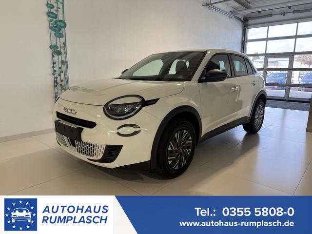 Fiat 600 - POP HYBRID 1.2 T3 81 kW (110 PS) DCT Klimaanlage, Radio, DAB, Android Auto, Apple CarPlay, Mirror Screen, LED-Scheinwerfer, Einparkhilfe hinten, Regensensor, Lichtsensor, h&ouml;henverstellbarer Fahrersitz, uvm.