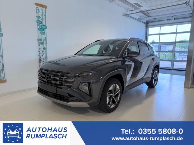 Hyundai TUCSON - GO 1.6 T-GDI Hybrid 2WD AT 176 kW (239 PS) 2-Zonen-Klimaautomatik, Sitzheizung, Lenkradheizung, Navigationssystem, DAB, Android Auto, Apple CarPlay, R&uuml;ckfahrkamera, Einparkhilfe vorne und hinten, 18 Zoll Leichtmetallfelgen, uvm.