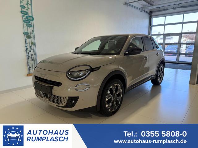 Fiat 600 - La Prima Hybrid 1.2 T3 107 kW (145 PS) DCT, Winterpaket, Dolce Vita Paket, Ledersitze Canneloni, Chrom Akzente, Klimaautomatik, Einparkhilfe hinten, LED-Scheinwerfer, Volldigitales Kombiinstrument, Fernlichtassistent, uvm.