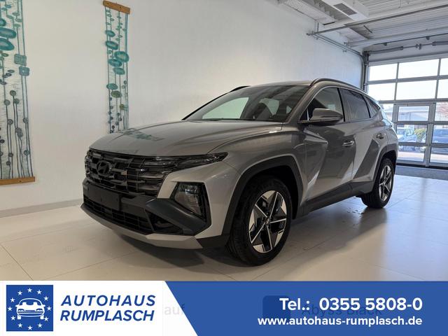 Hyundai TUCSON - GO 1.6 T-GDI 4WD DCT 132 kW (179 PS) 2-Zonen-Klimaautomatik, Sitzheizung, Lenkradheizung, Navigationssystem, DAB, Android Auto, Apple CarPlay, R&uuml;ckfahrkamera, Einparkhilfe vorne und hinten, 18 Zoll Leichtmetallfelgen, uvm.