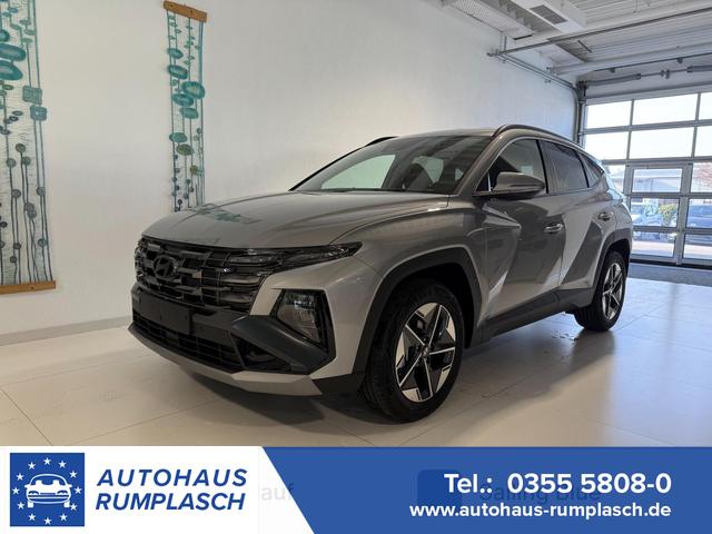 Hyundai TUCSON - GO 1.6 T-GDI 4WD DCT 132 kW (179 PS) 2-Zonen-Klimaautomatik, Sitzheizung, Lenkradheizung, Navigationssystem, DAB, Android Auto, Apple CarPlay, R&uuml;ckfahrkamera, Einparkhilfe vorne und hinten, 18 Zoll Leichtmetallfelgen, uvm.