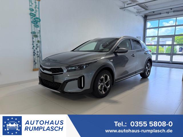 Kia XCeed - 1.6 T-GDI 7DCT 150 City 110 kW (150 PS) Lenkradheizung, Sitzheizung, Navigationssystem, Bluetooth, Radio/DAB, Android Auto, Apple CarPlay, Freisprecheinrichtung, Spurhalteassistent, Tempolimitassistent, 16" Leichtmetallfelgen, uvm.