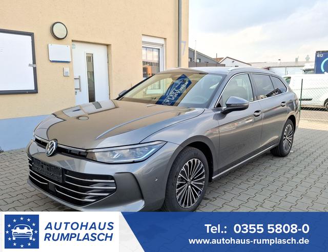 Volkswagen Passat Variant - Elegance DSG NAVI MATRIX MASSAGE ACC KAMERA PANORAMAD. 18 ZOLL LM