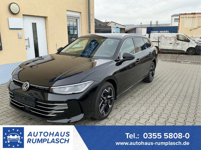 Volkswagen Passat Variant - Elegance DSG NAVI MATRIX MASSAGE ACC KAMERA 18 ZOLL LM