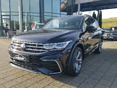 360° Außenansicht Volkswagen Tiguan      2.0 TDI, 4 Motion, R-Line*AHK*NAVI*MATRIX*RFK*19LM*ACC* 8 fach bereift  