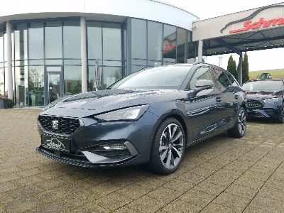 360° Außenansicht Seat Leon Sportstourer      1.5 eTSI, FR, AHK, Navi, Voll- LED, LM 18 Zoll, Kamera  